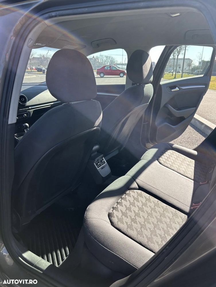 Audi A3 1.6 TDI Ambition - 8