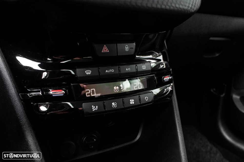 Peugeot 2008 1.2 PureTech Active - 20