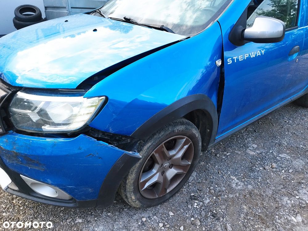 Dacia Sandero Stepway TCe 90 (S&S) Celebration - 8