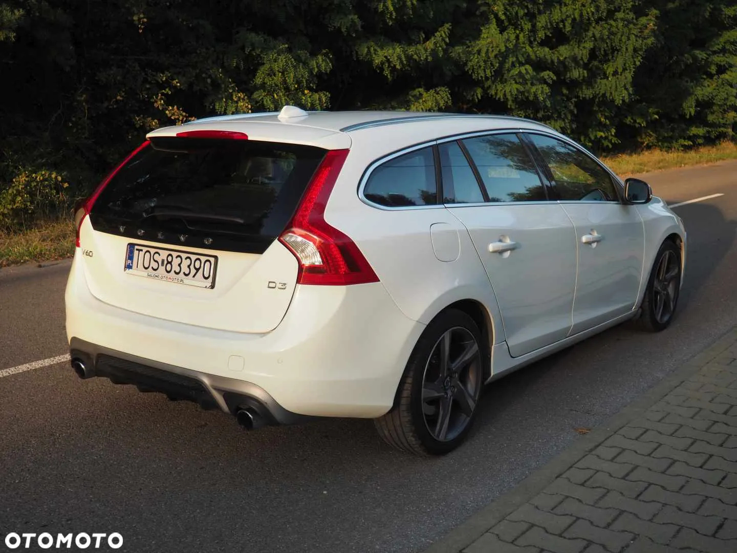 Volvo V60 D3 Geartronic R-Design - 14