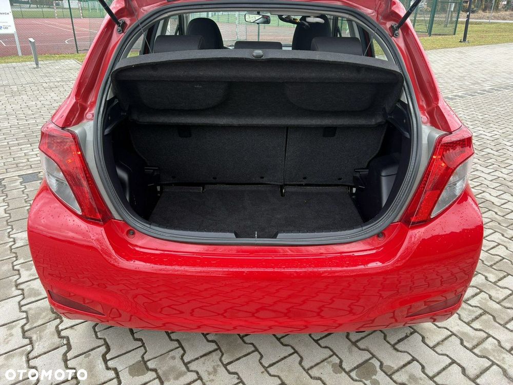 Toyota Yaris - 12