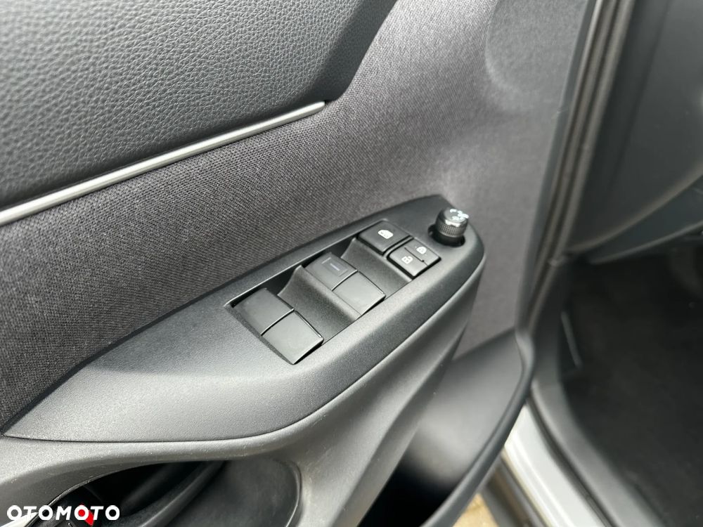 Toyota Yaris Cross Hybrid 1.5 Comfort AWD - 18