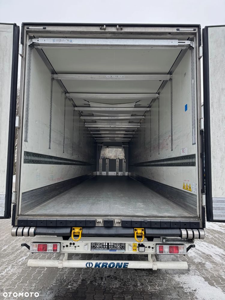 Krone Chłodnia ,Doppelstock , Carrier Vector 1550 - 12