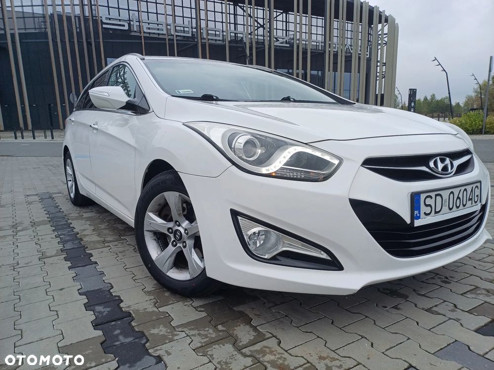Hyundai i40 Kombi blue 1.6 Family+ - 20