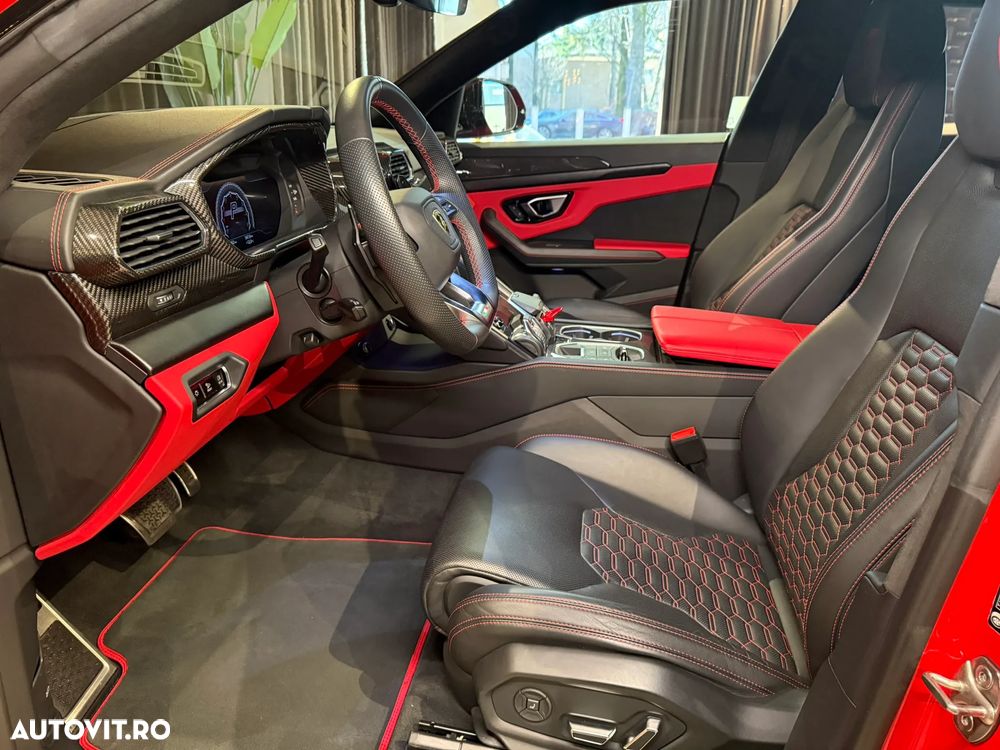 Lamborghini URUS - 14