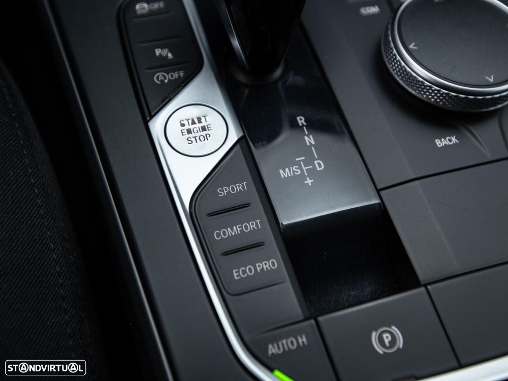 BMW 116 d Corporate Edition Auto - 19