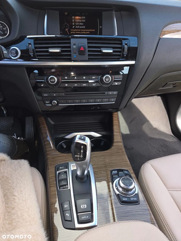 BMW X3 xDrive20i - 12