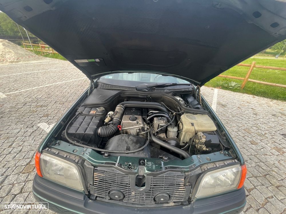 Mercedes-Benz C 220 - 14