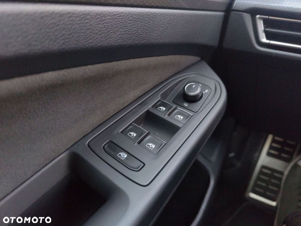 Volkswagen Golf - 16