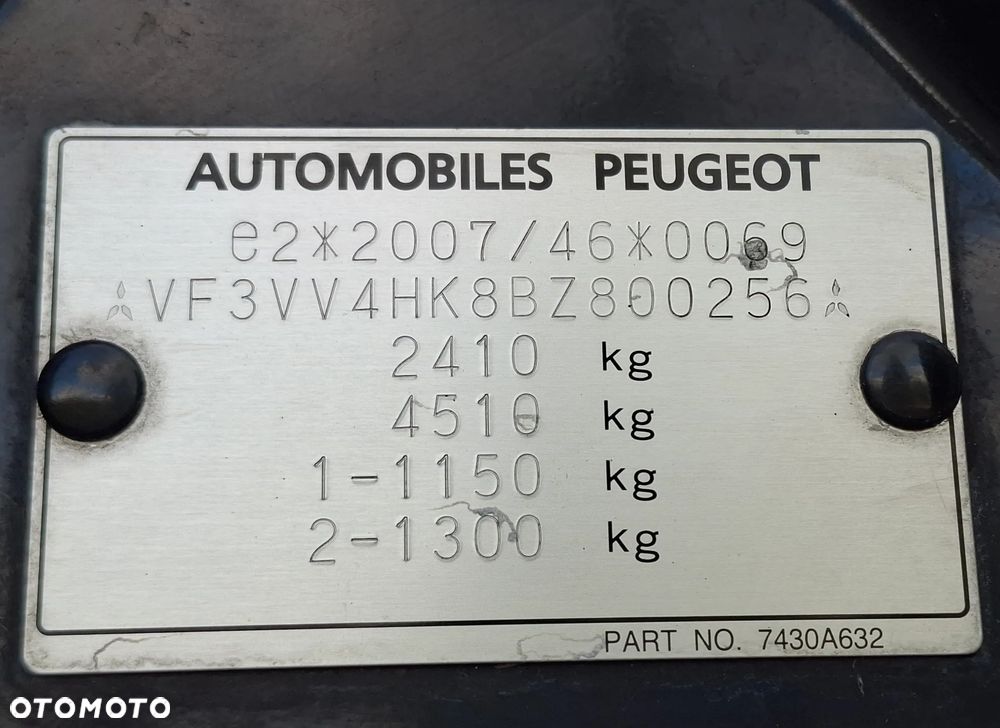 Peugeot 4007 2.2HDi Platinum Euro5 - 30