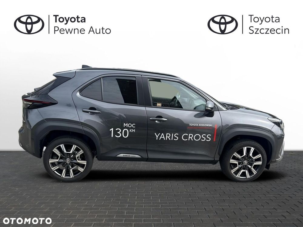 Toyota Yaris Cross Hybrid 1.5 Executive - 11