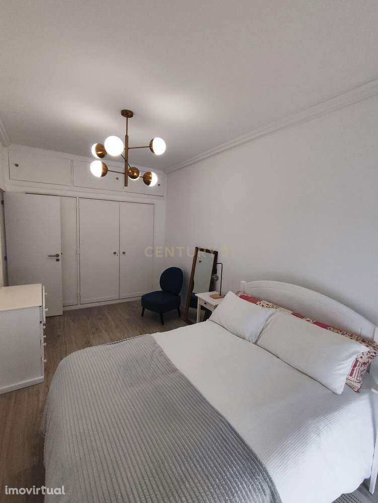 Excelente T1 na Estrela - Grande imagem: 4/10