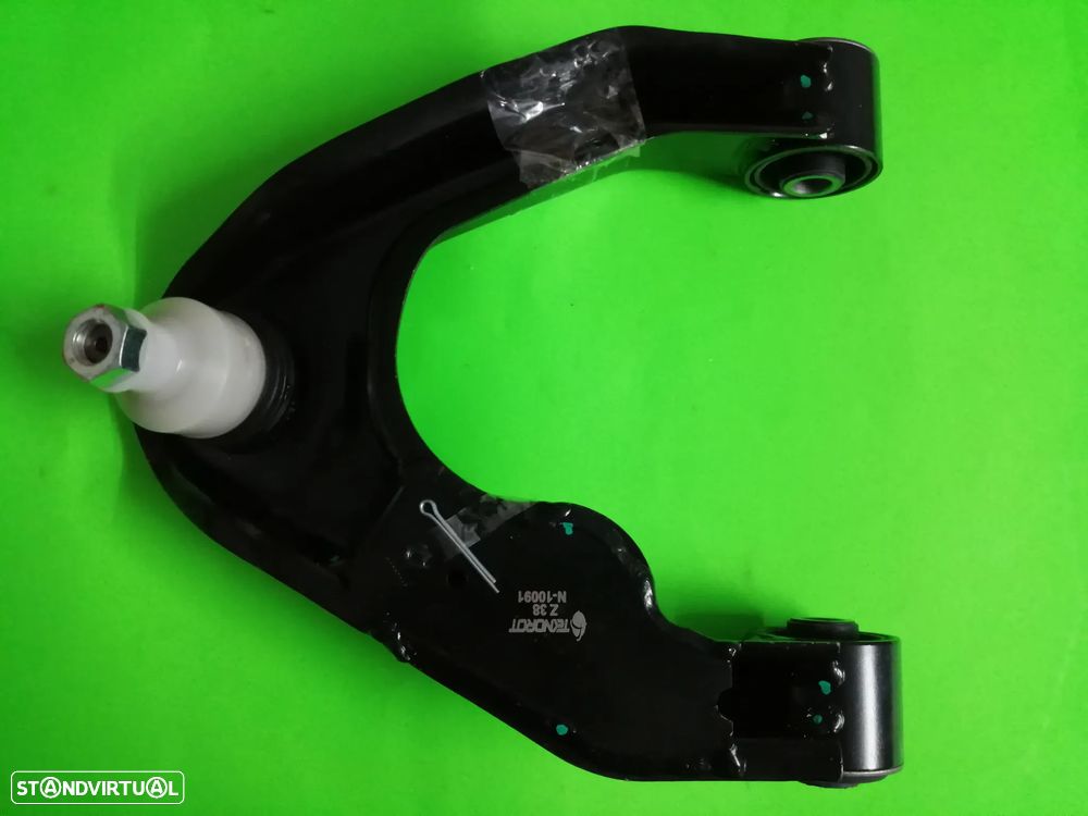 Braço / Braços de Suspensão Superiores - Nissan Pickup Navarra D22 4X4 - 2
