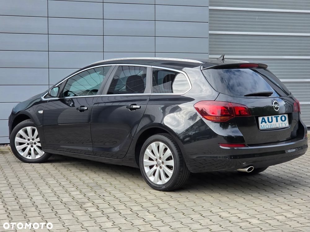 Opel Astra 1.4 Turbo Innovation - 13