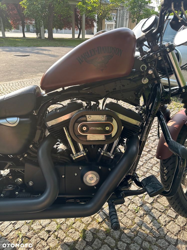 Harley-Davidson Sportster Iron 883 - 6