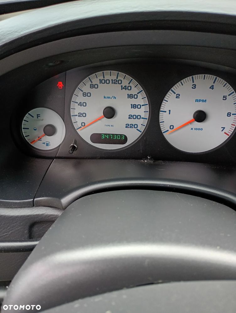 Chrysler Voyager 2.4 SE - 9