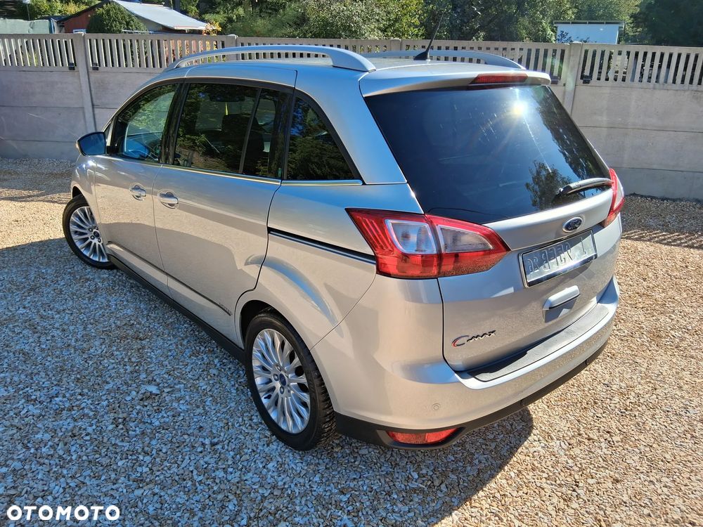 Ford Grand C-MAX 2.0 TDCi Titanium - 24