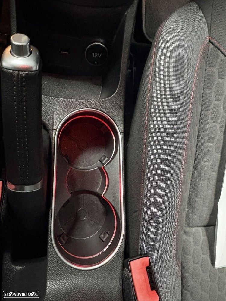 Ford Fiesta 1.5 TDCi Titanium - 11