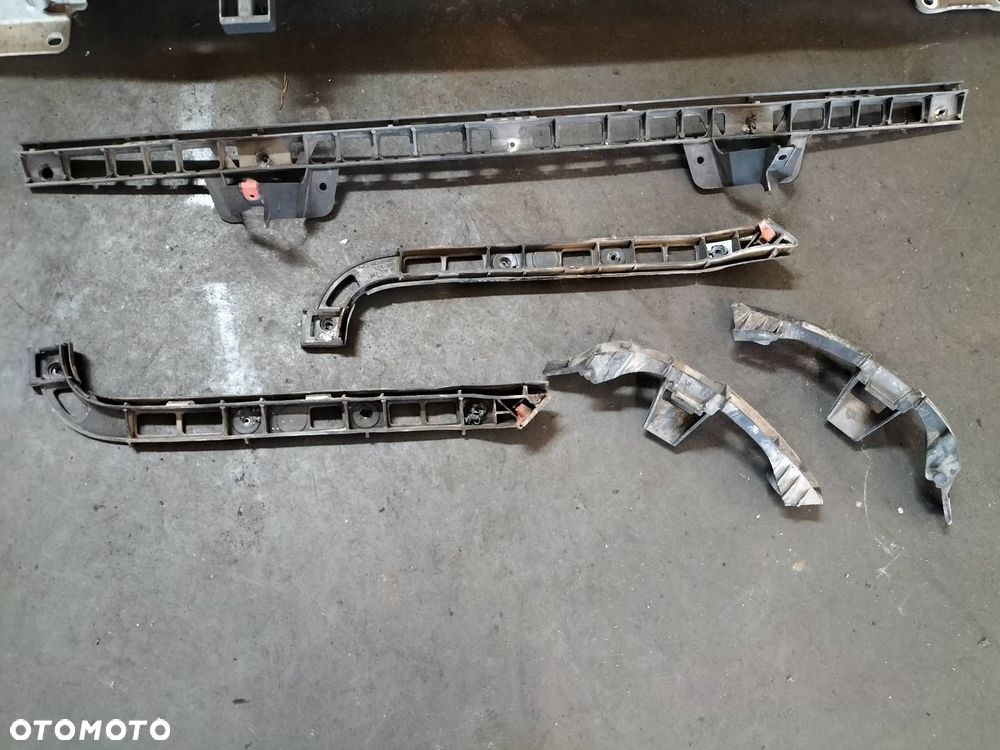 KOMPLETNY TYŁ KLAPA BAGAŻNIKA ZDERZAK TYŁ LAMPY VECTRA C HB 5D Z21U - 2