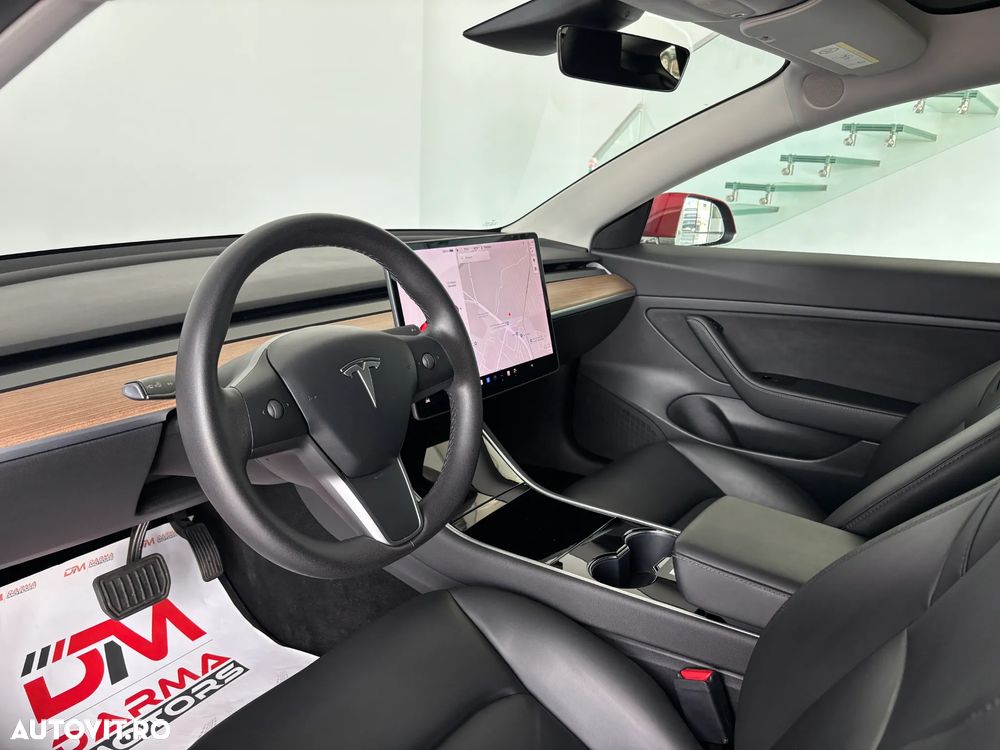 Tesla Model 3 Standard Reichweite Plus Hinterradantrieb - 9