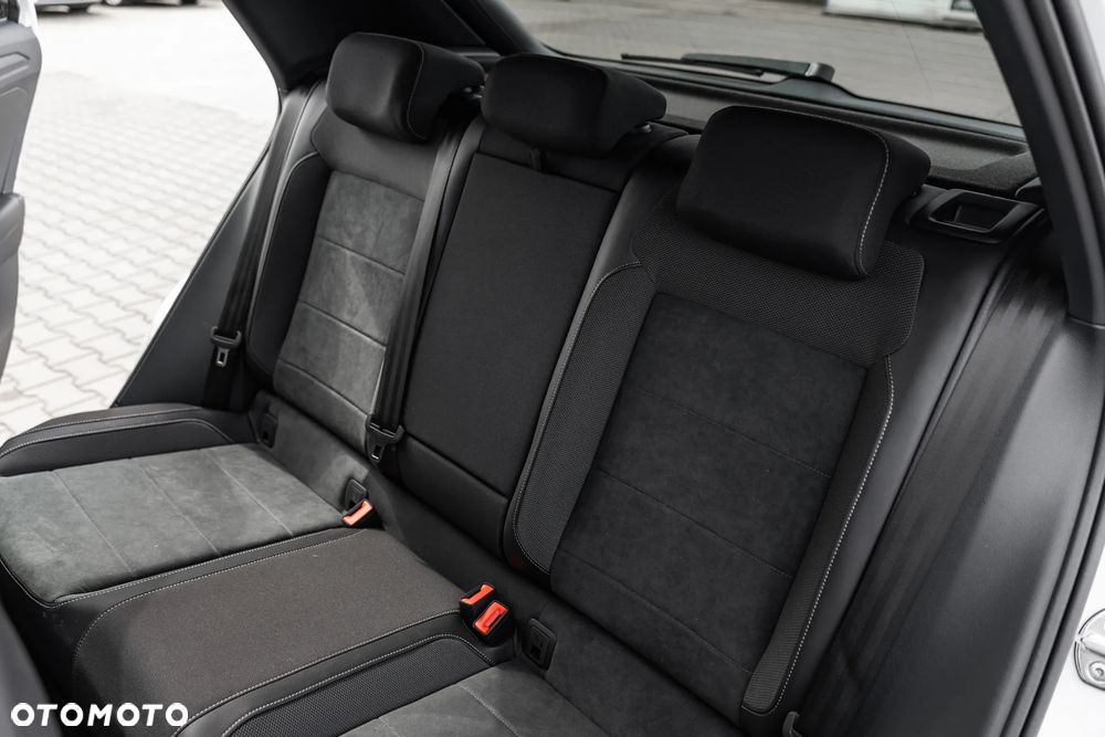 Volkswagen T-Roc 1.5 TSI Final Edition DSG - 27