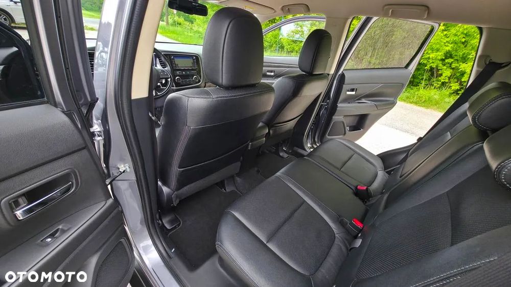 Mitsubishi Outlander 2.0 2WD CVT Edition - 23
