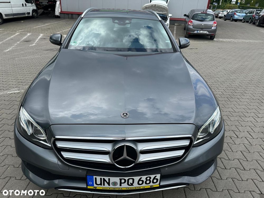 Mercedes-Benz Klasa E 200 d T 9G-TRONIC Avantgarde - 9