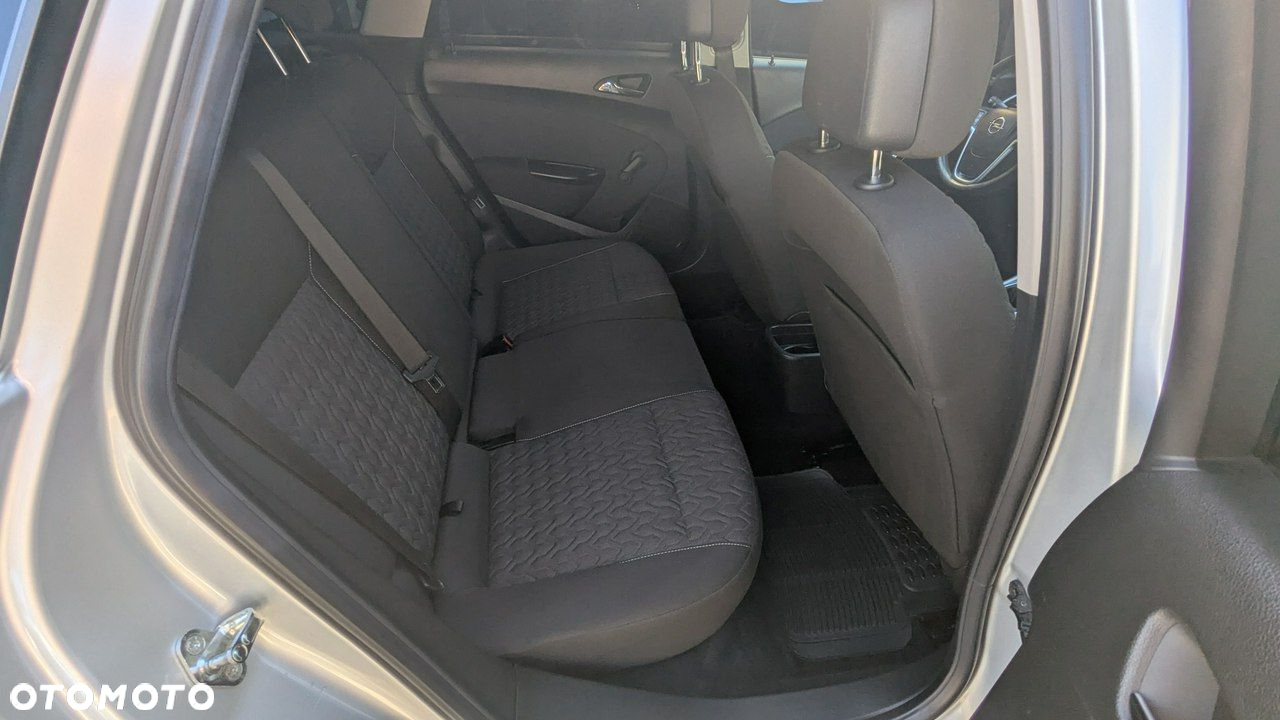 Opel Astra - 17