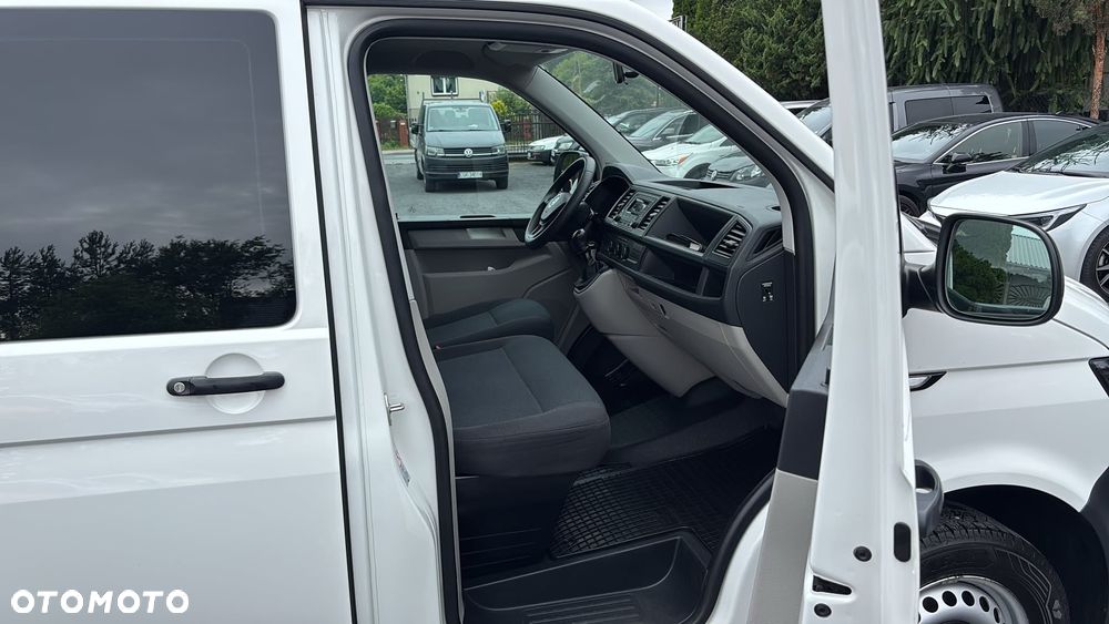 Volkswagen Transporter - 22