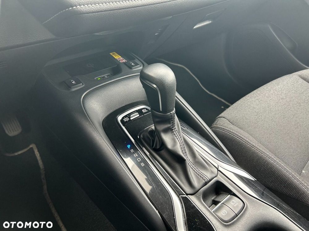 Toyota Corolla 1.8 Hybrid Comfort - 18
