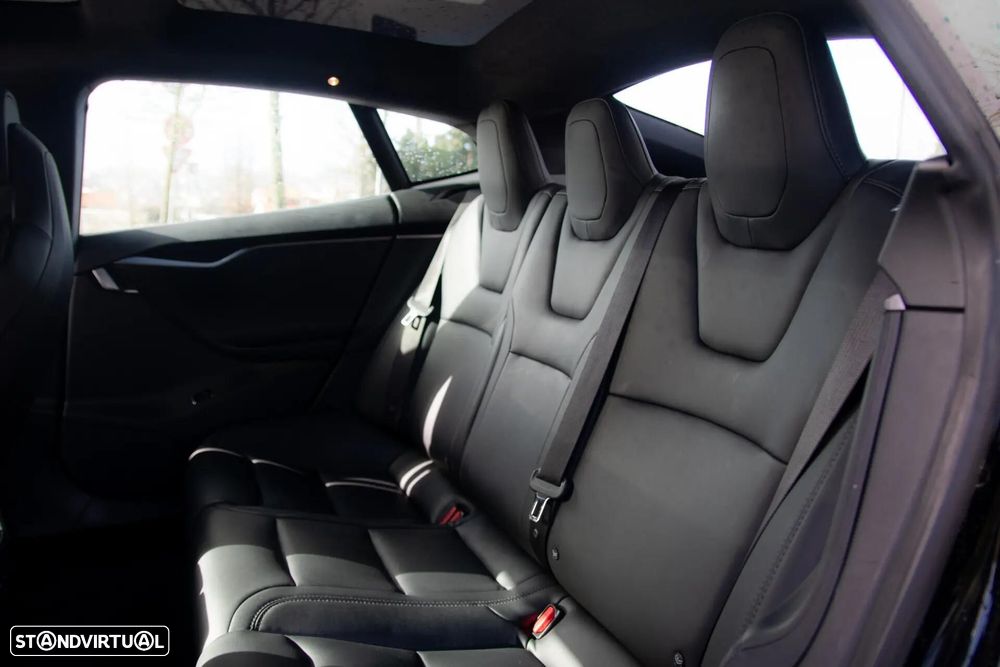 Tesla Model S 100D - 36