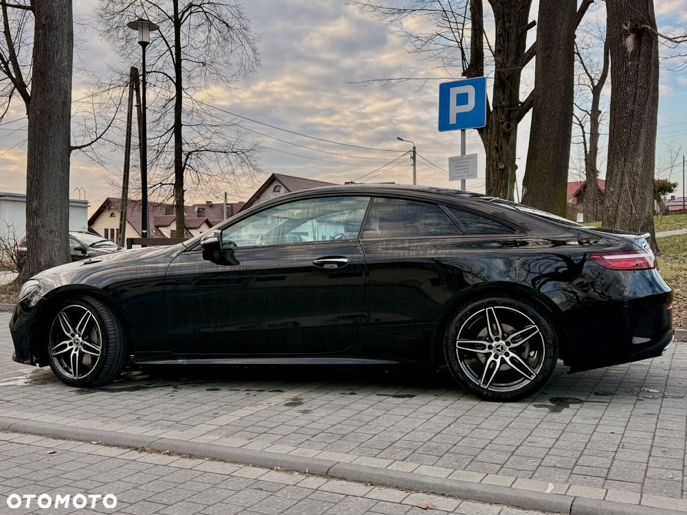 Mercedes-Benz Klasa E 200 9G-TRONIC - 12