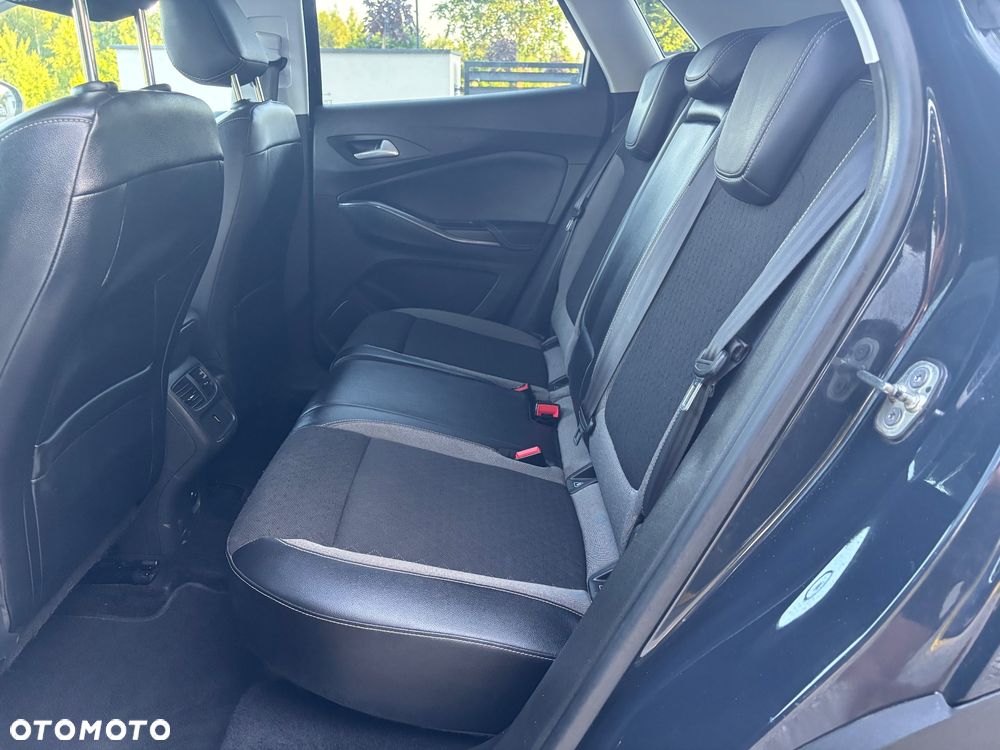 Opel Grandland X 2.0 CDTI Design Line S&S - 9