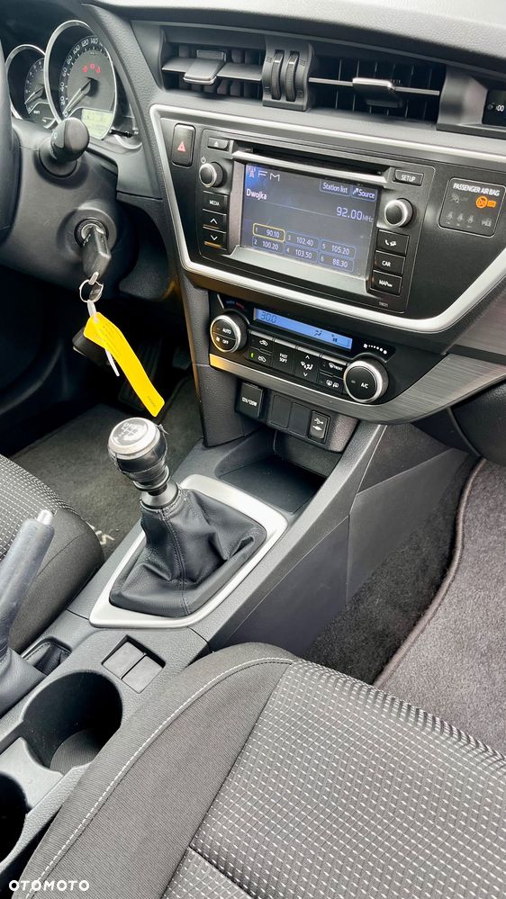 Toyota Auris - 14