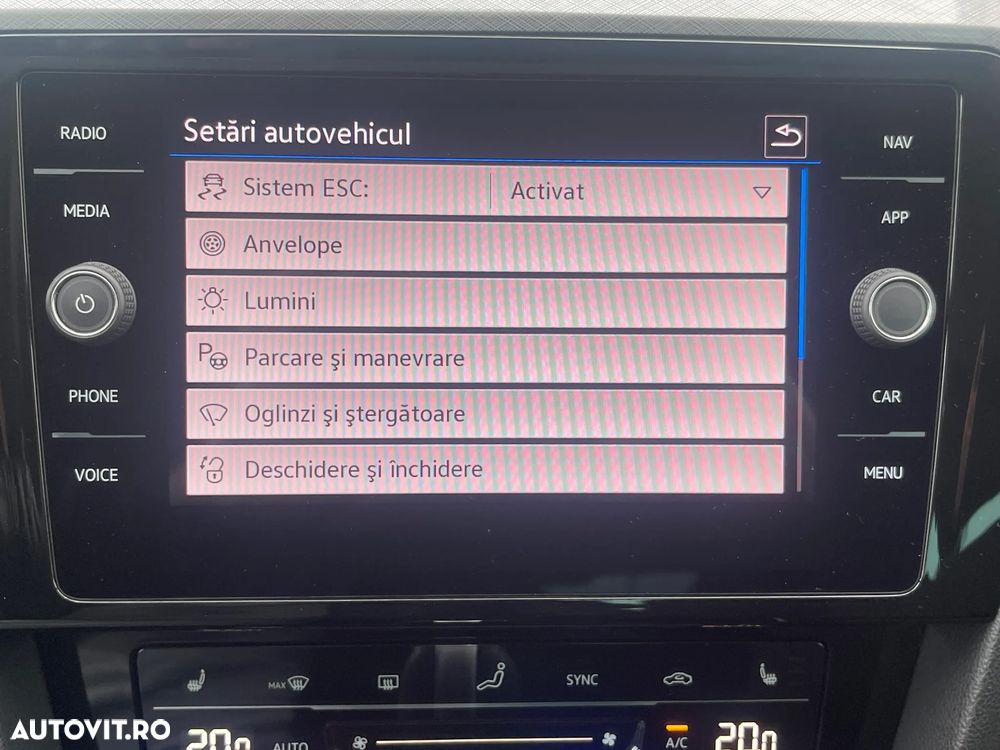 Volkswagen Passat - 29