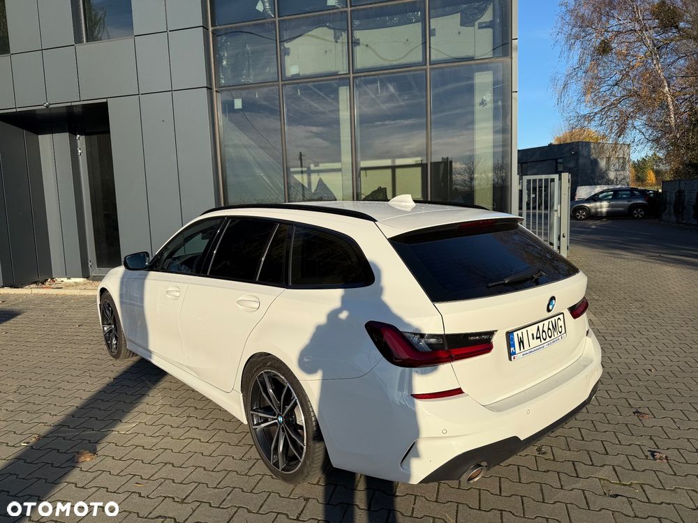 BMW Seria 3 320i M Sport Sport - 24
