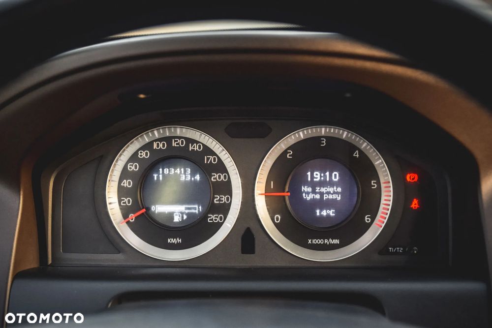 Volvo XC 60 D5 AWD Summum - 10