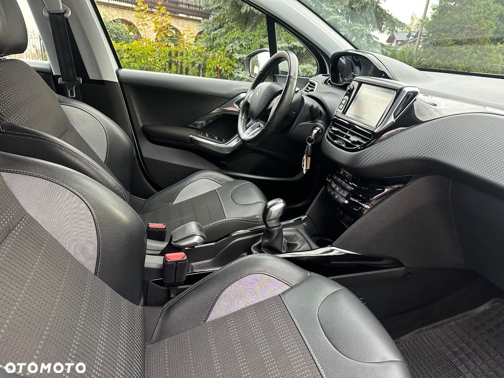 Peugeot 2008 PureTech 110 Stop&Start Allure - 9