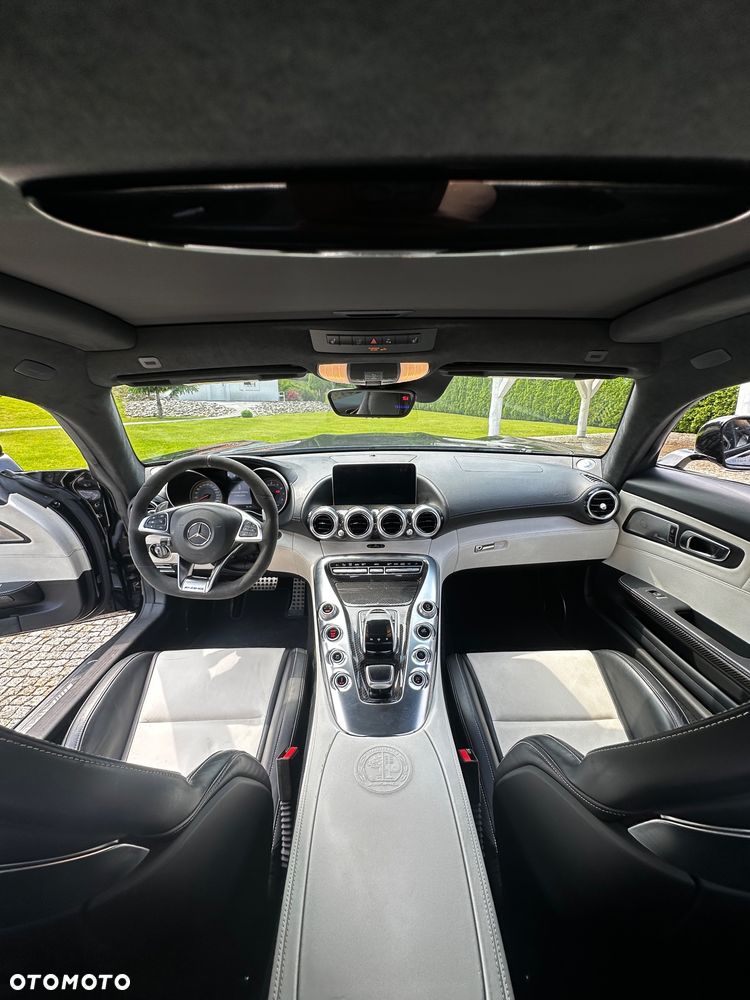 Mercedes-Benz AMG GT - 12