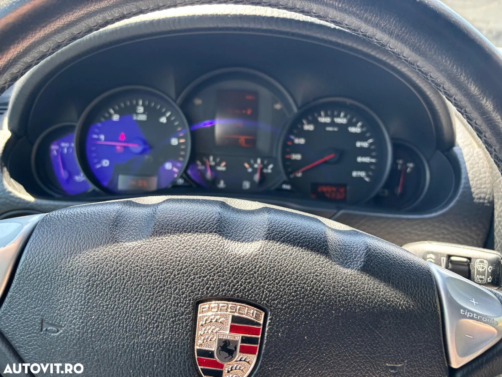 Porsche Cayenne 3.0 L V6 - 11