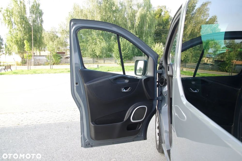 Renault Trafic 2.0 dCi - 20