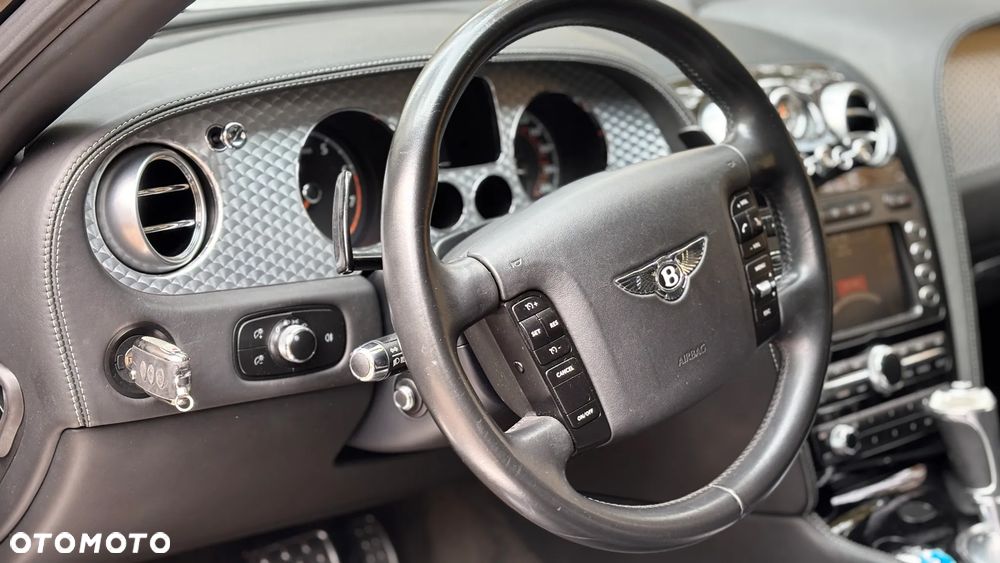 Bentley Flying Spur - 14