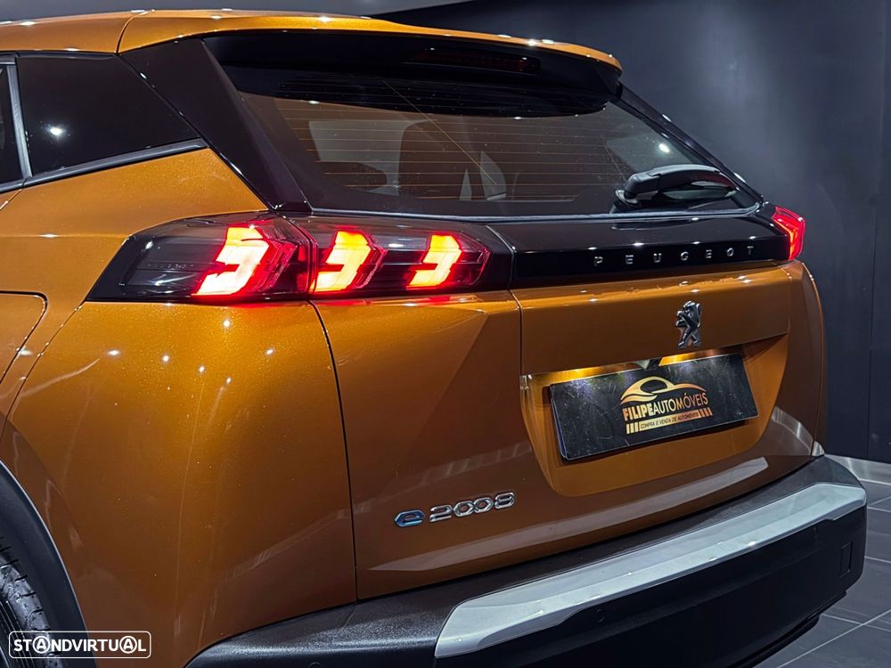 Peugeot e-2008 50 kWh Active - 11