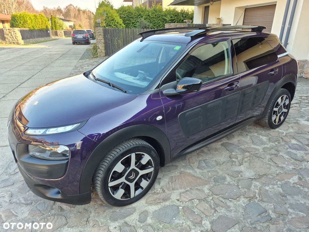 Citroën C4 Cactus 1.2 PureTech Shine Edition S&S - 14