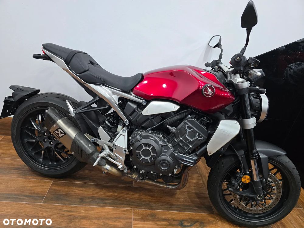 Honda CB - 23