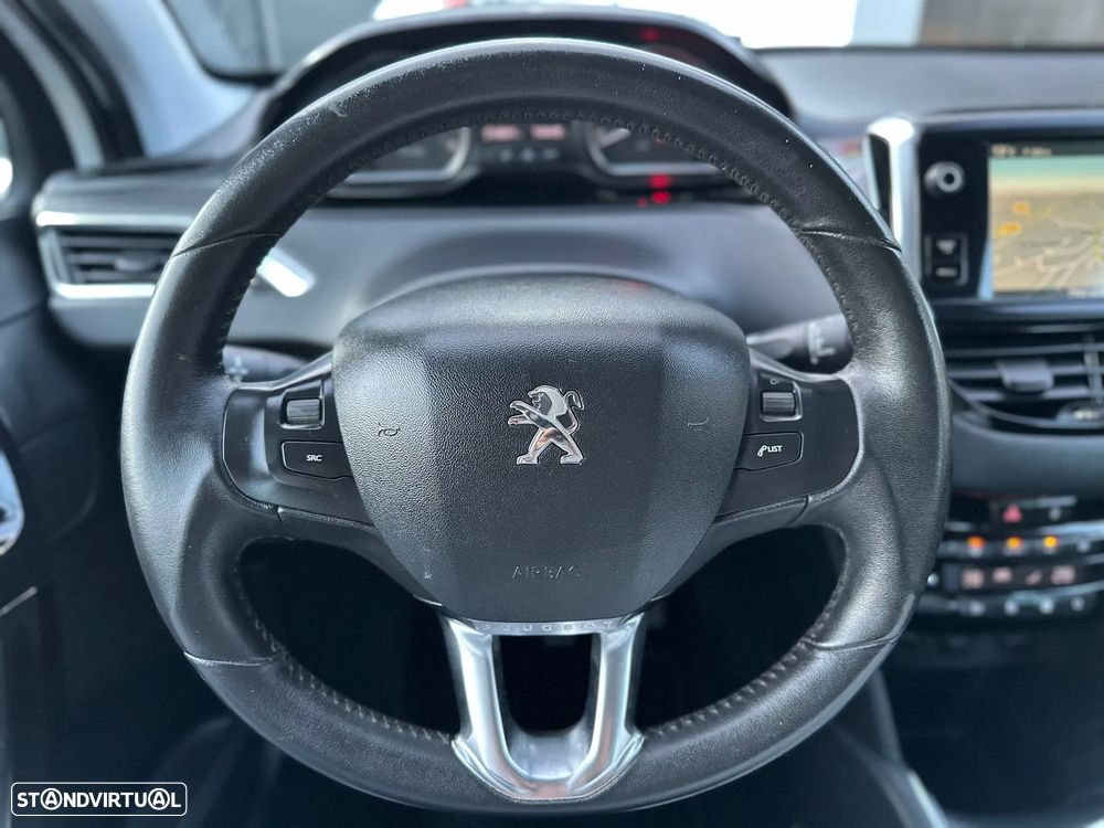Peugeot 208 e-HDi 92 Stop&Start Style - 20