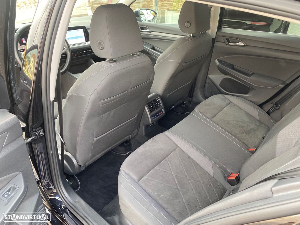 VW Golf 1.5 eTSI Style DSG - 19