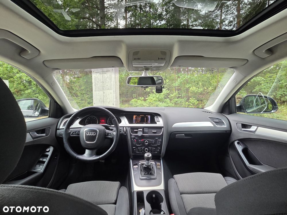 Audi A4 Limousine - 7