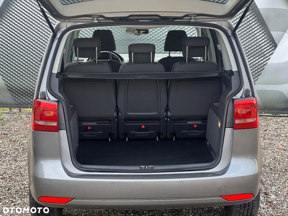 Volkswagen Touran - 7