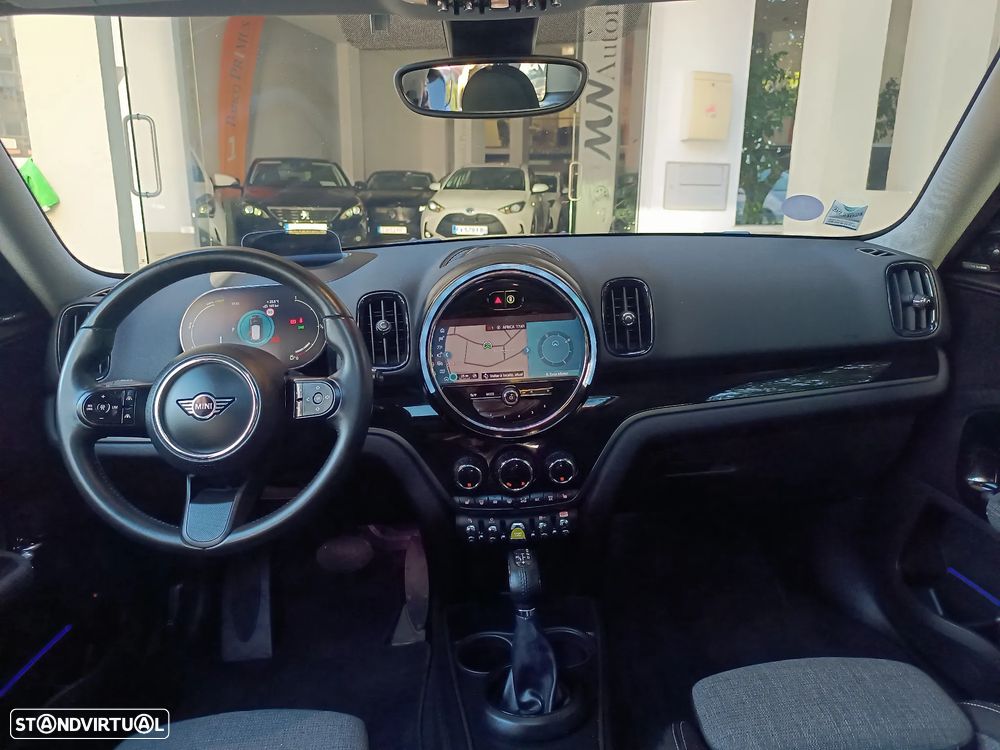 MINI Countryman Cooper SE Premium P. Essential Auto - 16